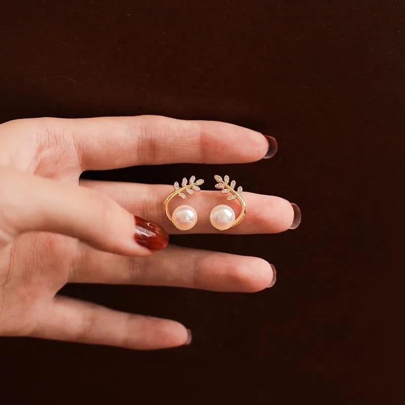 Leave Pearl Trendy Korean Earrings (AWT-103)